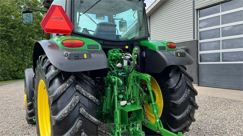 John Deere 6135R Krybegear, frontlift, TLS Affjedret foraksel - Traktor: bilde 3 John Deere 6135R Krybegear, frontlift, TLS Affjedret foraksel - Traktor: bilde 3