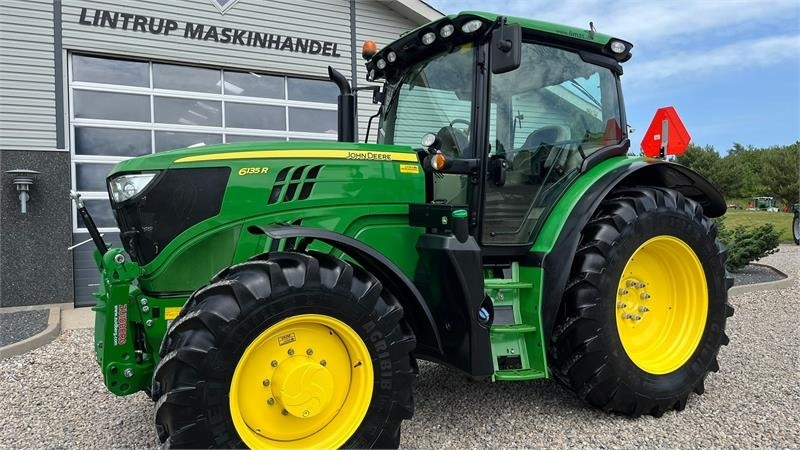 Traktor John Deere 6135R Krybegear, frontlift, TLS Affjedret foraksel: bilde 8 Traktor John Deere 6135R Krybegear, frontlift, TLS Affjedret foraksel: bilde 8