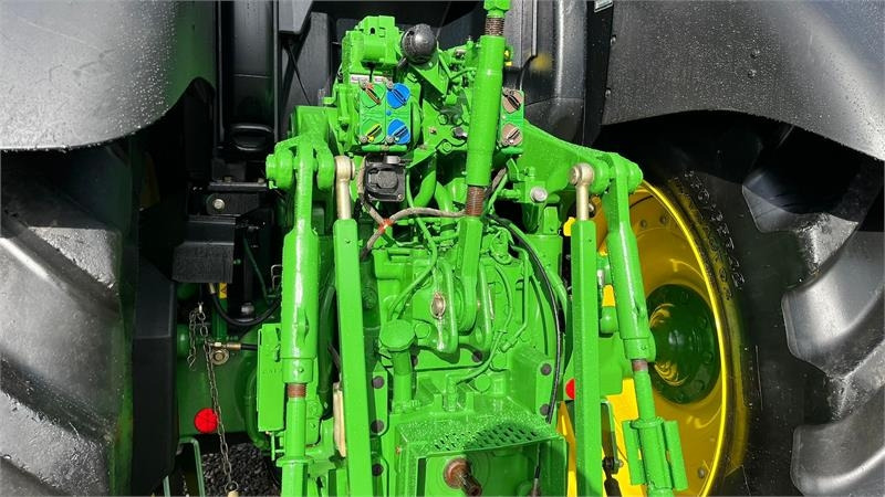 John Deere 6170R AutoPower. Meget velholdt traktor med få tim - Traktor: bilde 4 John Deere 6170R AutoPower. Meget velholdt traktor med få tim - Traktor: bilde 4