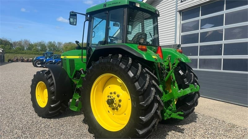 John Deere 7710 8.1L motor, store hjul og frontlift. En ejere - Traktor: bilde 3 John Deere 7710 8.1L motor, store hjul og frontlift. En ejere - Traktor: bilde 3