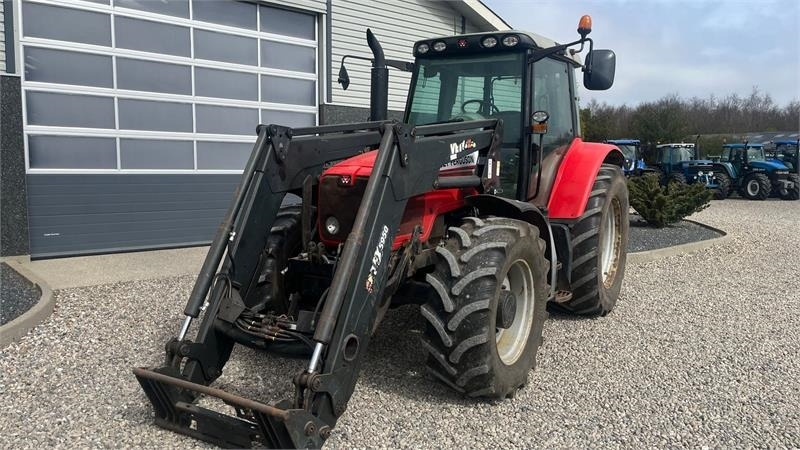 Leie Massey Ferguson 6480 Dyna 4 Med frontlift og frontlæsser  Massey Ferguson 6480 Dyna 4 Med frontlift og frontlæsser: bilde 9