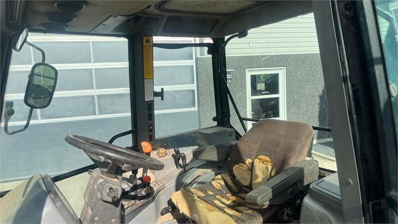 New Holland 5640 SL Dualpower - Traktor: bilde 5 New Holland 5640 SL Dualpower - Traktor: bilde 5