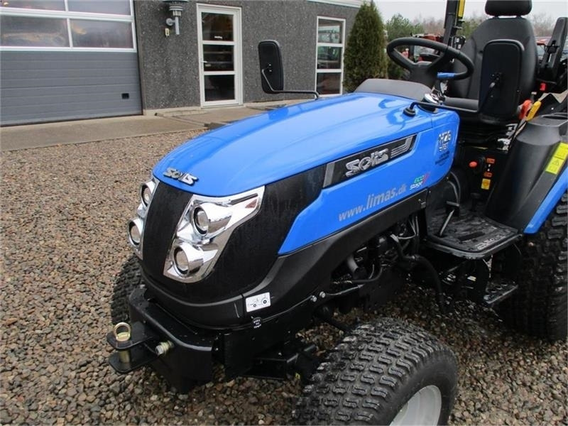 Solis 26 HST Hydrostat Turf hjul. - Traktor: bilde 4 Solis 26 HST Hydrostat Turf hjul. - Traktor: bilde 4