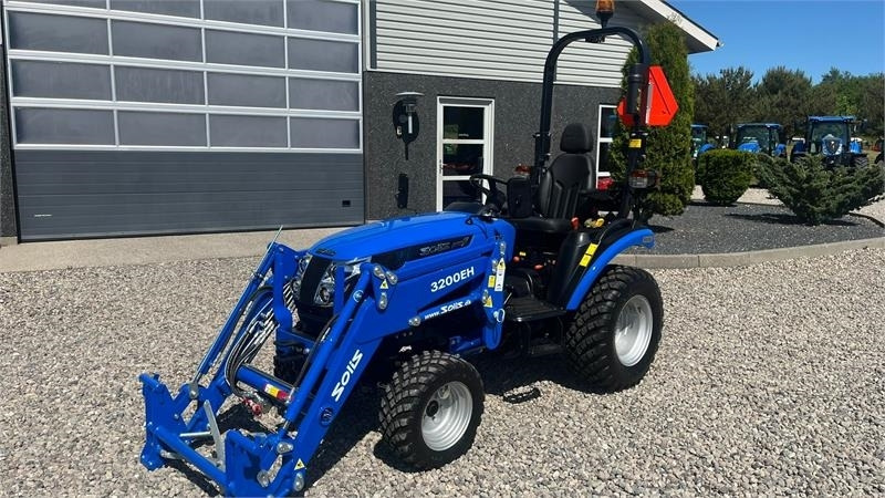 Solis H26 HST Med Frontlæsser og GardenPro dæk - Traktor: bilde 2 Solis H26 HST Med Frontlæsser og GardenPro dæk - Traktor: bilde 2