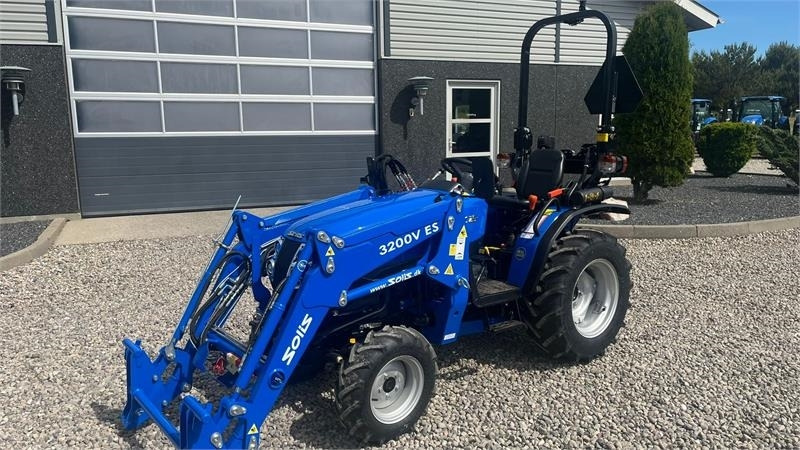 Solis S26 6+2 gearmaskine med Fuldhydraulisk frontlæsser - Traktor: bilde 2 Solis S26 6+2 gearmaskine med Fuldhydraulisk frontlæsser - Traktor: bilde 2