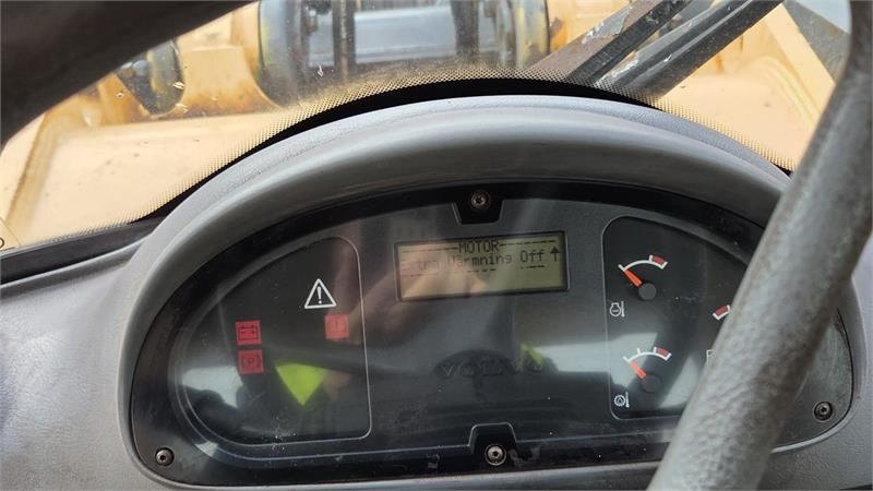 Volvo 330D med skovl - Hjullaster: bilde 5 Volvo 330D med skovl - Hjullaster: bilde 5