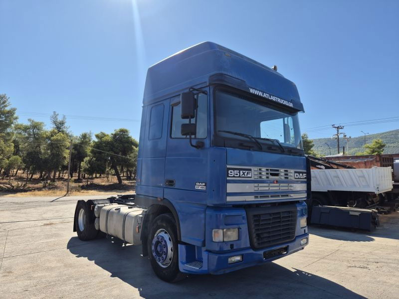 DAF XF 480 DAF XF.480 4X2 Super Space Intarder - Trekkvogn: bilde 1 DAF XF 480 DAF XF.480 4X2 Super Space Intarder - Trekkvogn: bilde 1