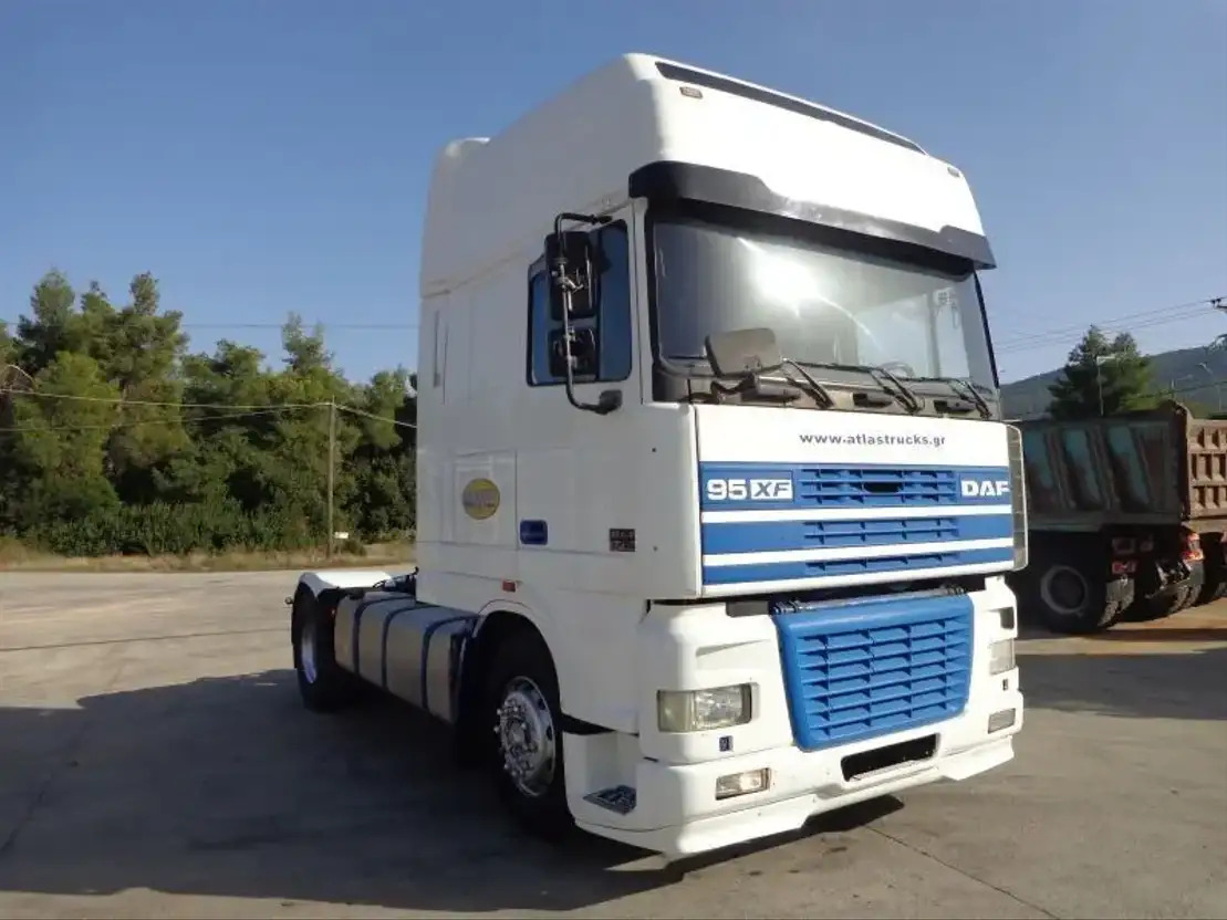 DAF XF 480 DAF XF.480 4X2 Super Space Intarder - Trekkvogn: bilde 2 DAF XF 480 DAF XF.480 4X2 Super Space Intarder - Trekkvogn: bilde 2