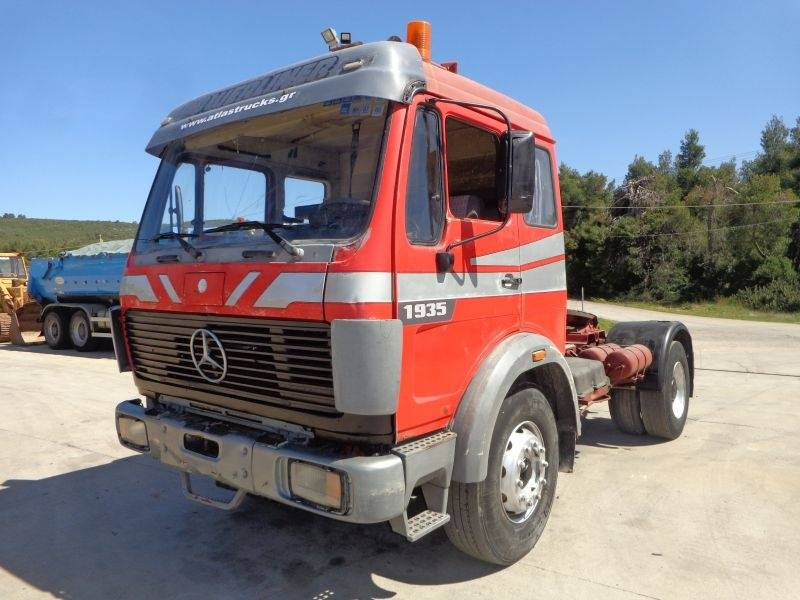 Mercedes-Benz LS Mercedes Benz 19324X2 Truck Head - Trekkvogn: bilde 1 Mercedes-Benz LS Mercedes Benz 19324X2 Truck Head - Trekkvogn: bilde 1