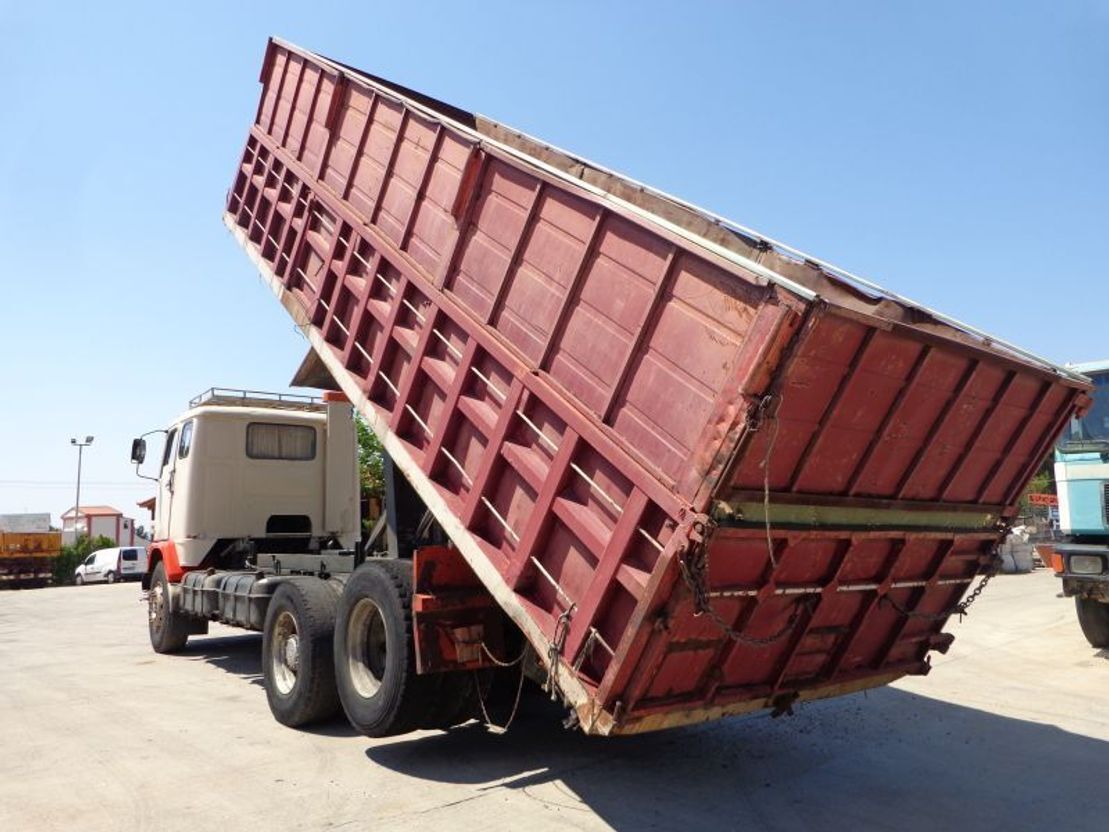 Volvo F 89 VOLVO F89 (6X2) KIPPER - Tippbil: bilde 4 Volvo F 89 VOLVO F89 (6X2) KIPPER - Tippbil: bilde 4
