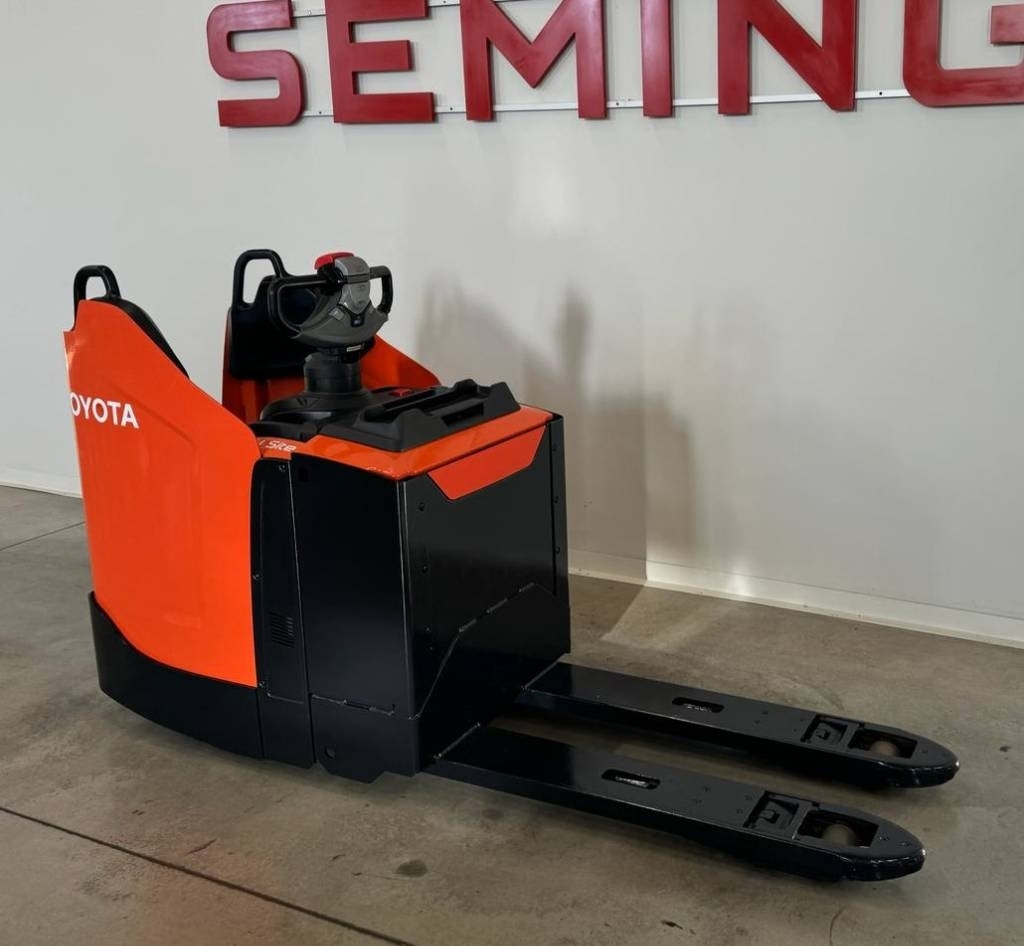 Toyota 10545 LPE200 - Lavtløftende truck: bilde 1 Toyota 10545 LPE200 - Lavtløftende truck: bilde 1