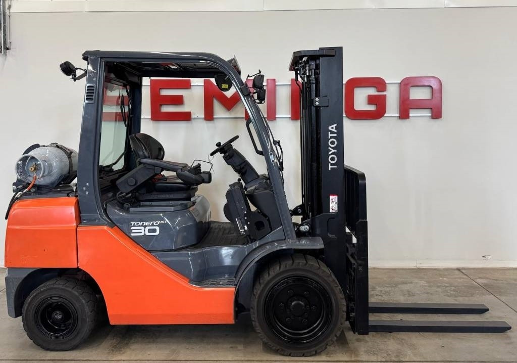 Toyota 10949 06-8FG30F - Gasstruck: bilde 2 Toyota 10949 06-8FG30F - Gasstruck: bilde 2