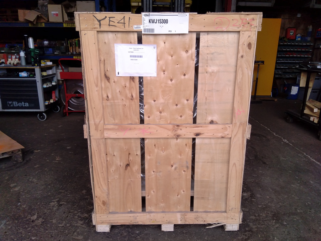 Case KWJ15300 - Hydraulisk tank for Bygg og anlegg: bilde 2 Case KWJ15300 - Hydraulisk tank for Bygg og anlegg: bilde 2