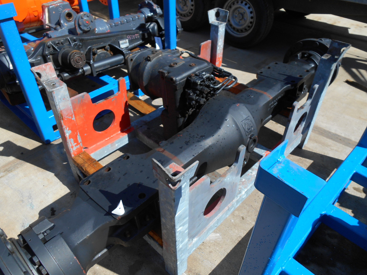 Hitachi 4457336 - Bakaksel for Bygg og anlegg: bilde 2 Hitachi 4457336 - Bakaksel for Bygg og anlegg: bilde 2