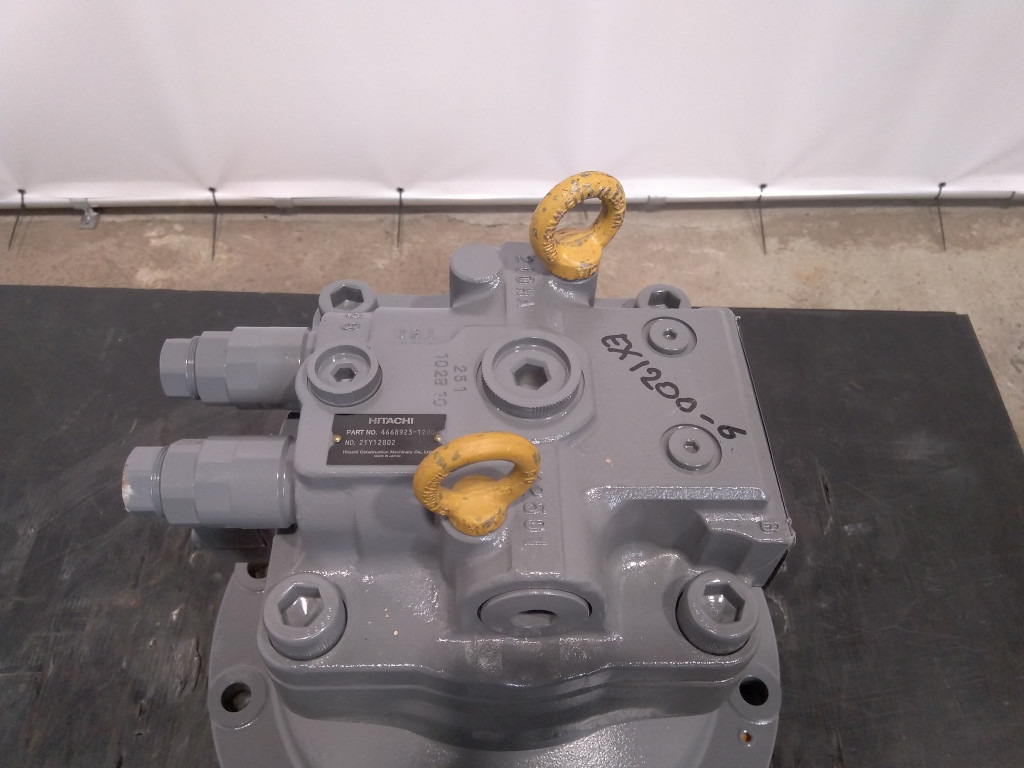 Hitachi 4668923 - 4637117 - Svingmotor for Bygg og anlegg: bilde 2 Hitachi 4668923 - 4637117 - Svingmotor for Bygg og anlegg: bilde 2