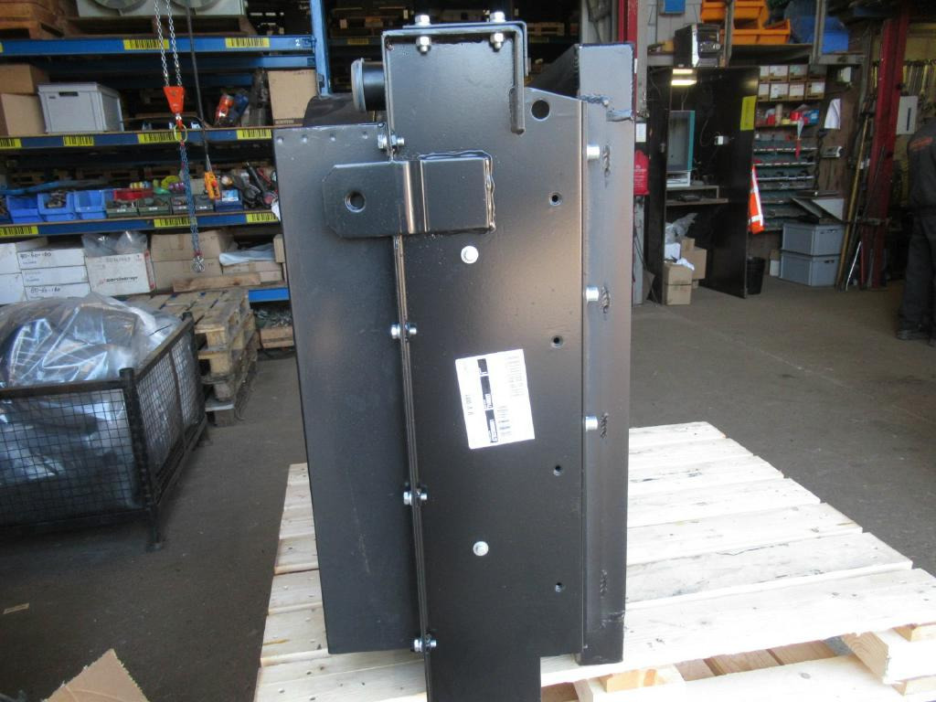 Hitachi 71480823 - - Radiator for Bygg og anlegg: bilde 3 Hitachi 71480823 - - Radiator for Bygg og anlegg: bilde 3