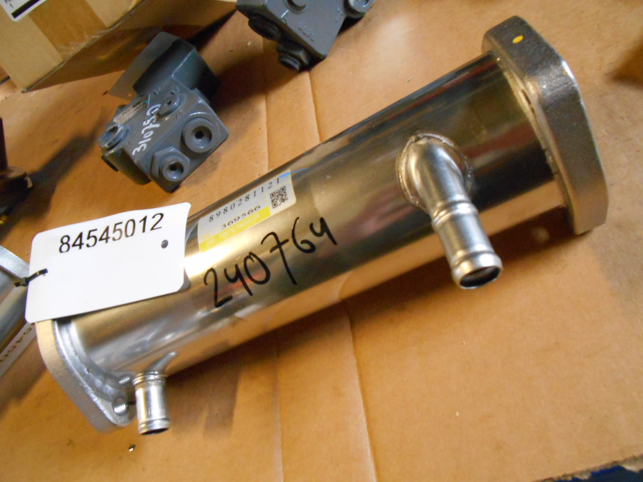 Hitachi 8980281121 - EGR-kjøler for Landbruksteknikk: bilde 2 Hitachi 8980281121 - EGR-kjøler for Landbruksteknikk: bilde 2