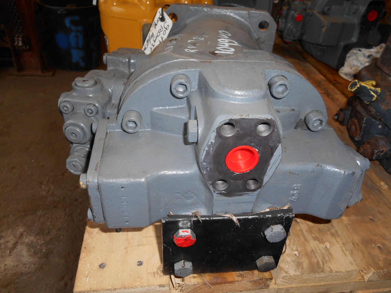 Hitachi 9077555 - - Hydraulisk pumpe for Bygg og anlegg: bilde 2 Hitachi 9077555 - - Hydraulisk pumpe for Bygg og anlegg: bilde 2