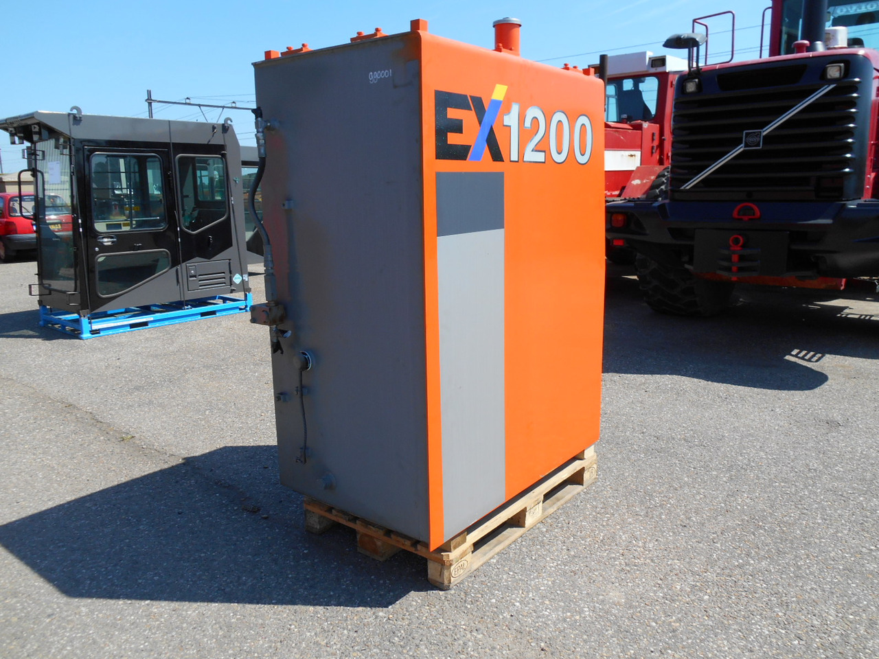 Hitachi 927877 - 9278777 - Drivstofftank for Bygg og anlegg: bilde 2 Hitachi 927877 - 9278777 - Drivstofftank for Bygg og anlegg: bilde 2