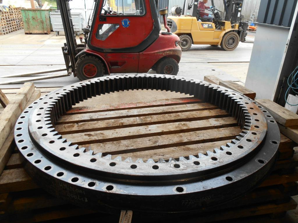 Hyundai 81ND-01020 - 81ND-01021 - Svingkrans for Bygg og anlegg: bilde 2 Hyundai 81ND-01020 - 81ND-01021 - Svingkrans for Bygg og anlegg: bilde 2