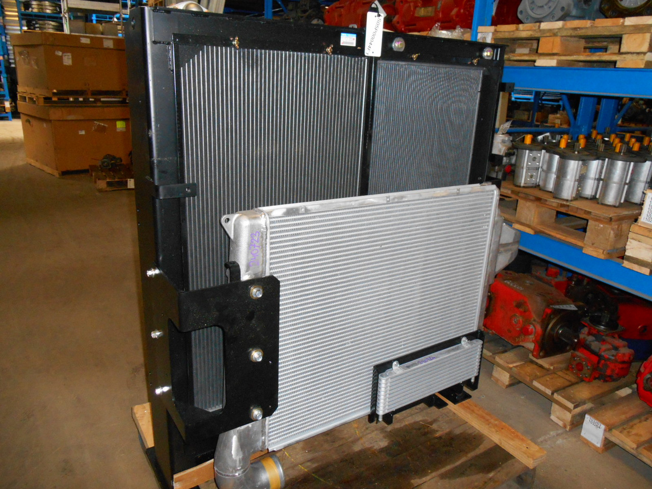 Kobelco LS05P00039F1 - Radiator for Bygg og anlegg: bilde 4 Kobelco LS05P00039F1 - Radiator for Bygg og anlegg: bilde 4