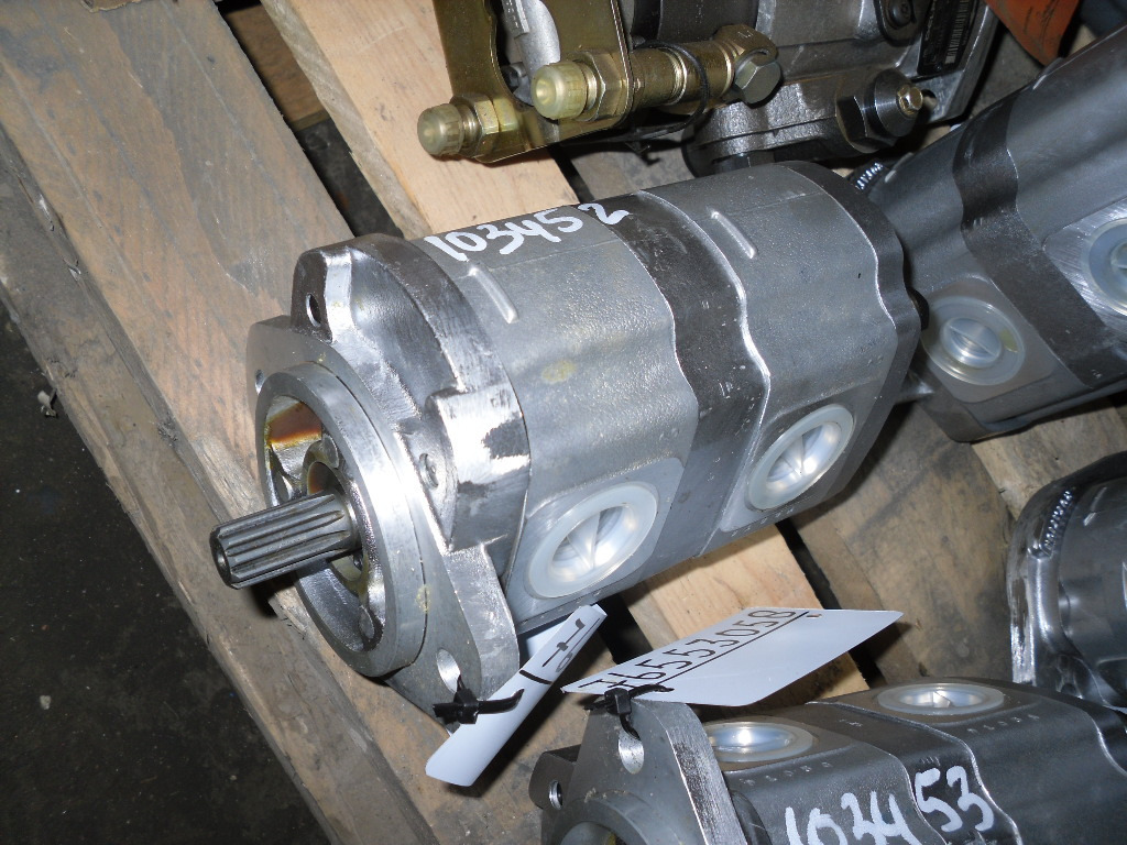 New Holland 157582028 - Servopumpe for Bygg og anlegg: bilde 2 New Holland 157582028 - Servopumpe for Bygg og anlegg: bilde 2