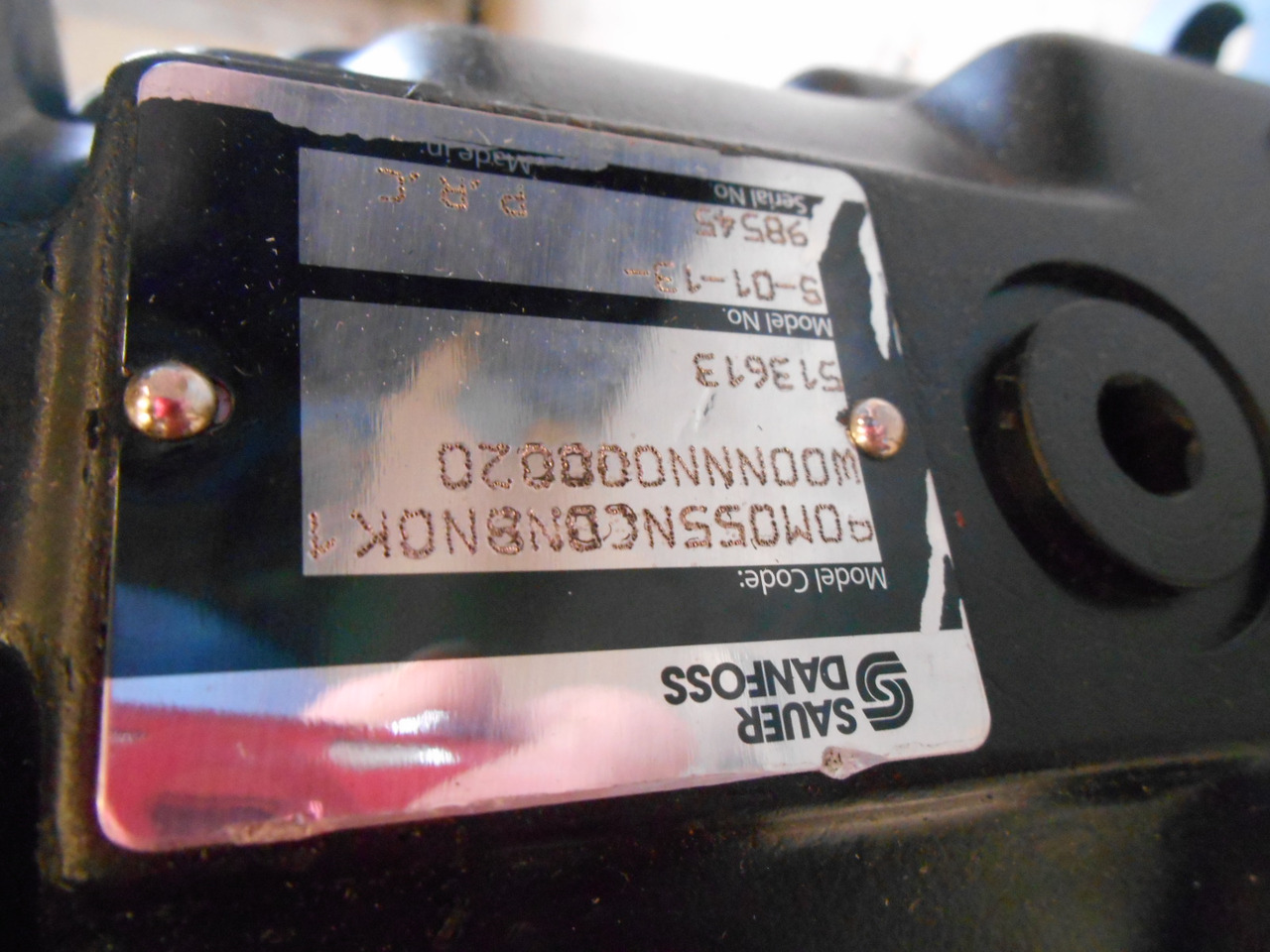 New Holland ND103371 - 72188554 - Hydraulisk pumpe for Bygg og anlegg: bilde 2 New Holland ND103371 - 72188554 - Hydraulisk pumpe for Bygg og anlegg: bilde 2