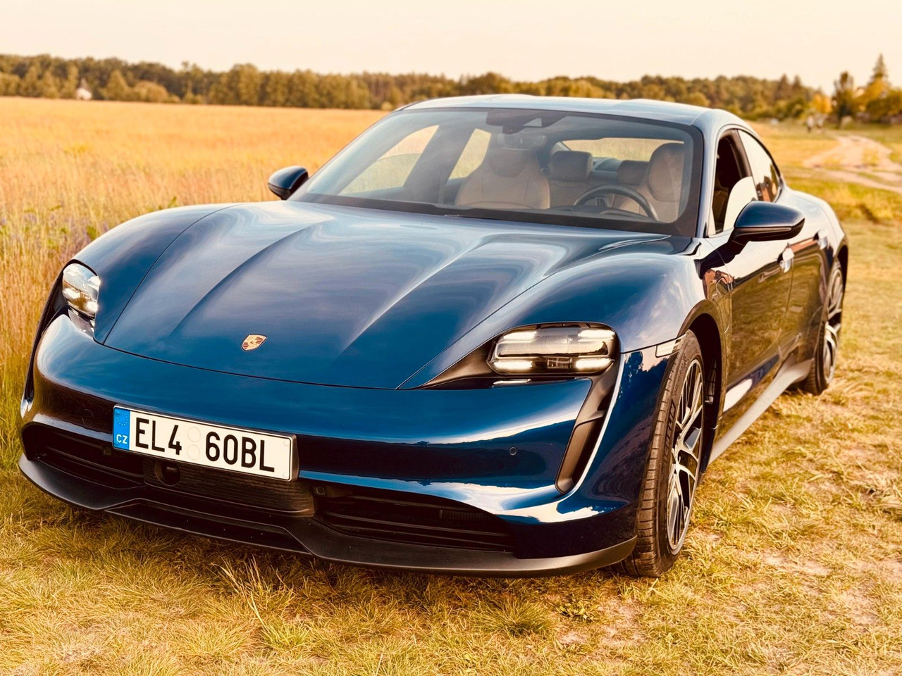 Porsche Taycan CR - Coupé: bilde 2 Porsche Taycan CR - Coupé: bilde 2