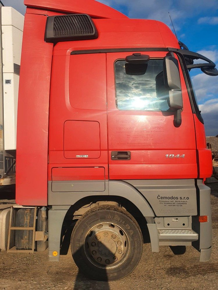 Mercedes-Benz Actros 1844 - Trekkvogn: bilde 3 Mercedes-Benz Actros 1844 - Trekkvogn: bilde 3