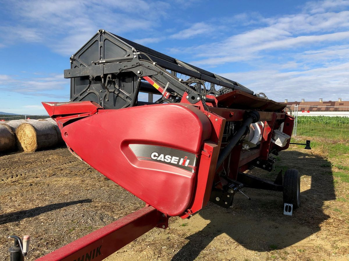 Case IH 3050 - 5,4m - Skjærebord: bilde 4 Case IH 3050 - 5,4m - Skjærebord: bilde 4