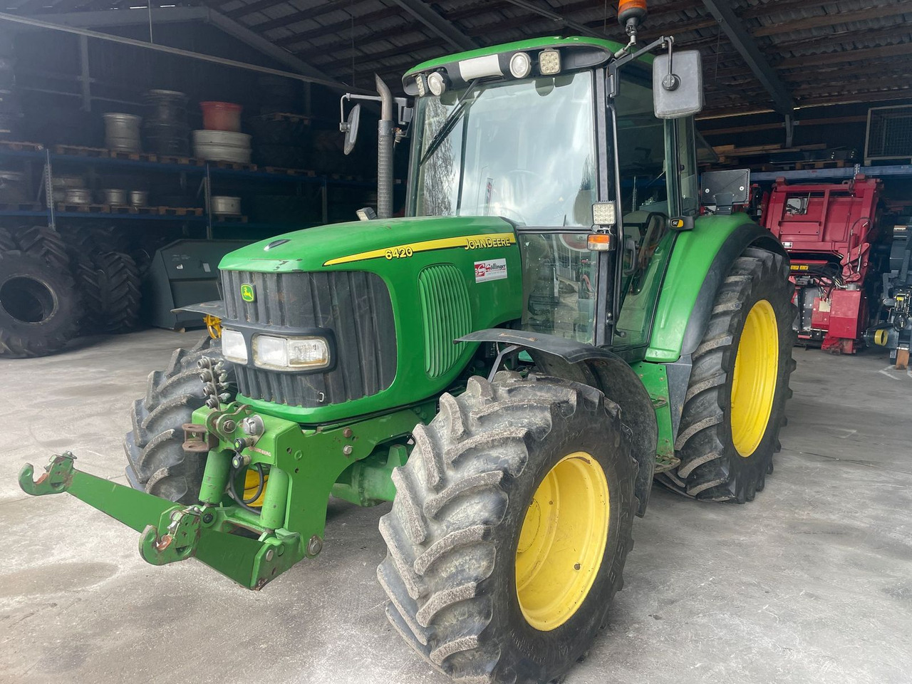 John Deere 6420 SE - Traktor: bilde 1 John Deere 6420 SE - Traktor: bilde 1
