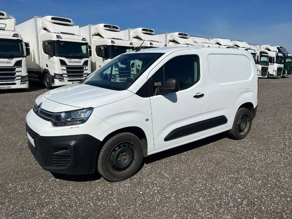Citroën Berlingo serie 4163 - Små varebil: bilde 1 Citroën Berlingo serie 4163 - Små varebil: bilde 1