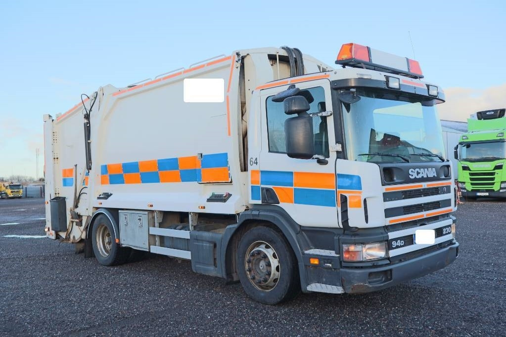 Scania P94DB4X2LA230 Serie 4967 - Søppelbil: bilde 2 Scania P94DB4X2LA230 Serie 4967 - Søppelbil: bilde 2