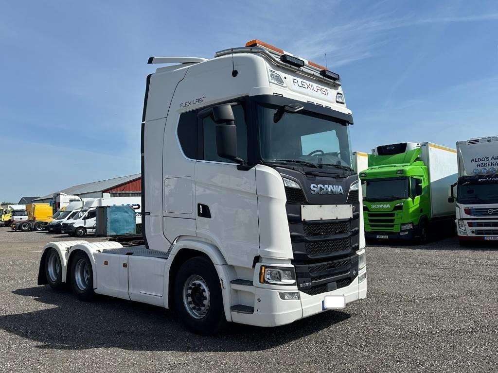 Scania S580A6X2NB NGS Highline 8881 - Trekkvogn: bilde 1 Scania S580A6X2NB NGS Highline 8881 - Trekkvogn: bilde 1