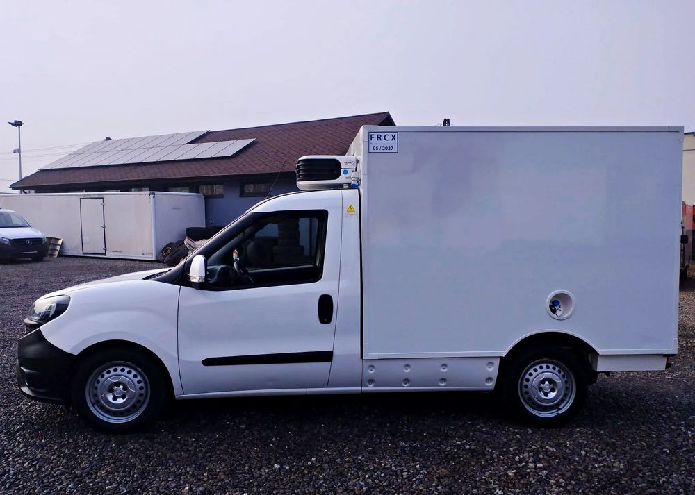 Fiat Doblo Chłodnia 105KM 2 zasilania chłodni - Kjølebil: bilde 5 Fiat Doblo Chłodnia 105KM 2 zasilania chłodni - Kjølebil: bilde 5