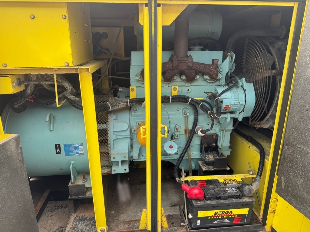 Denyo DCA 40 SSGK - Elektrisk generator: bilde 5 Denyo DCA 40 SSGK - Elektrisk generator: bilde 5