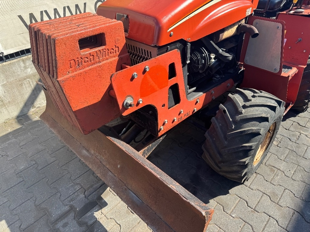 Ditch Witch RT 40 - Grøftegraver: bilde 3 Ditch Witch RT 40 - Grøftegraver: bilde 3