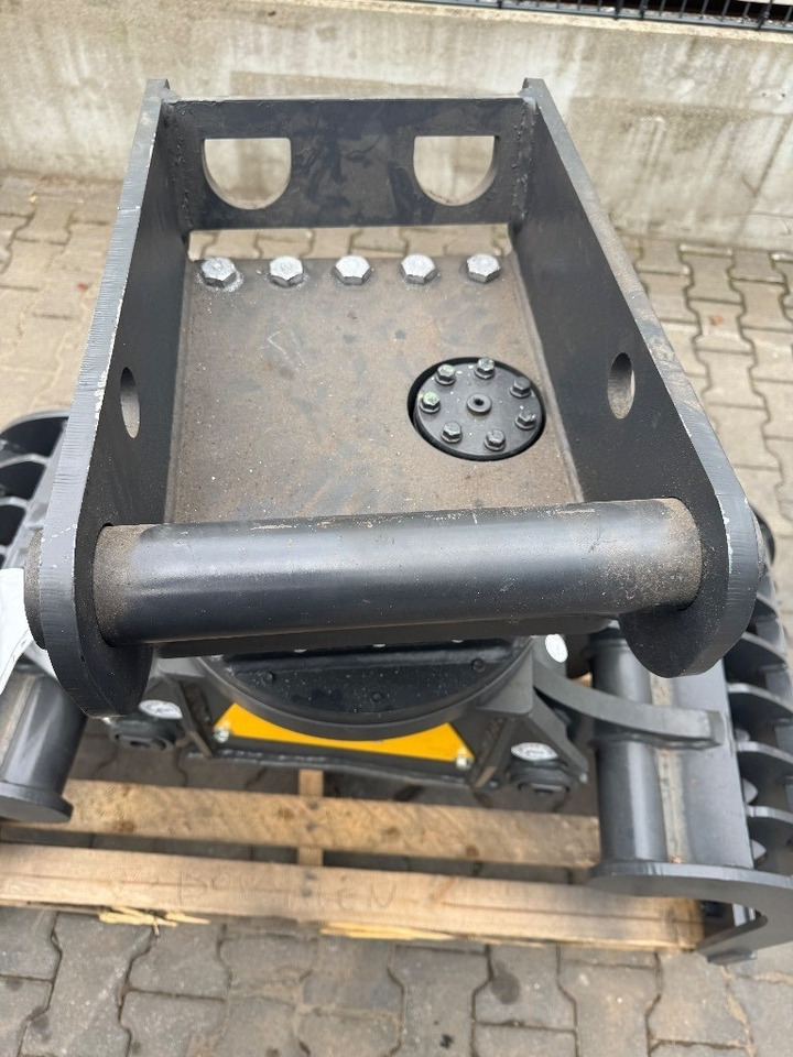 Mustang GRP 250 D - Klype for Bygg og anlegg: bilde 4 Mustang GRP 250 D - Klype for Bygg og anlegg: bilde 4