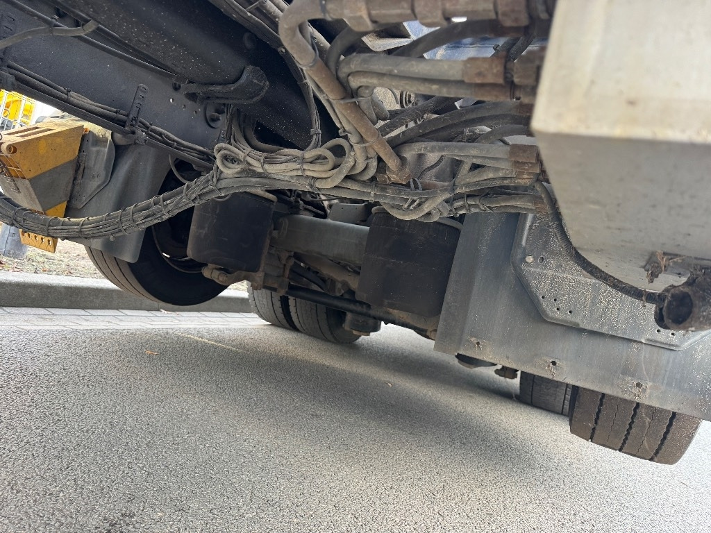 Skapbil Scania P 340: bilde 12