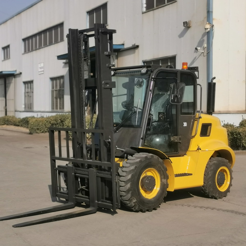 QINGDAO PROMISING 3T 4WD Rough Terrain Forklift CPCD30 - Terrenggående gaffeltruck: bilde 4 QINGDAO PROMISING 3T 4WD Rough Terrain Forklift CPCD30 - Terrenggående gaffeltruck: bilde 4