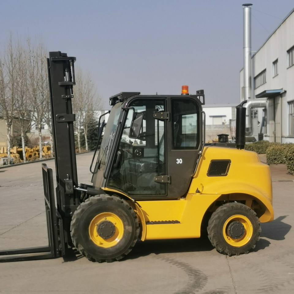 QINGDAO PROMISING 3T 4WD Rough Terrain Forklift CPCD30 - Terrenggående gaffeltruck: bilde 5 QINGDAO PROMISING 3T 4WD Rough Terrain Forklift CPCD30 - Terrenggående gaffeltruck: bilde 5