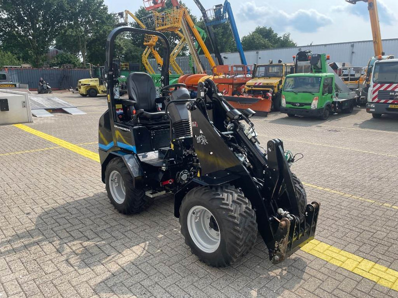 Giant G 2200 E - Hjullaster: bilde 5 Giant G 2200 E - Hjullaster: bilde 5