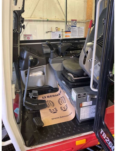 Takeuchi TB 240 - Minigraver: bilde 5 Takeuchi TB 240 - Minigraver: bilde 5