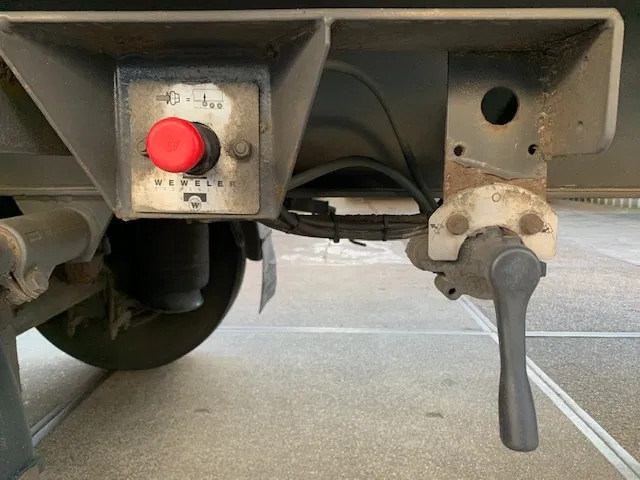 Skapsemi Vogelzang Closed box insulated lift axle MOT 06-2026 TOP Condition: bilde 11