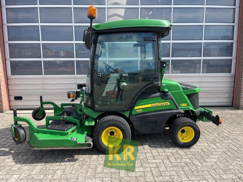 1585 John Deere - Gressklipper: bilde 1 1585 John Deere - Gressklipper: bilde 1