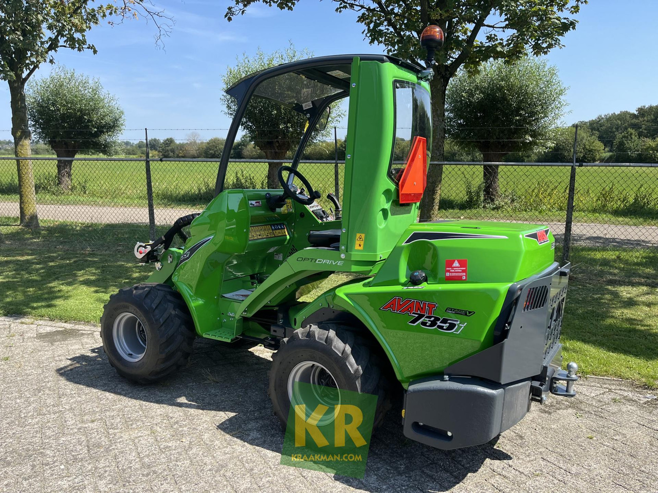 Avant 735 TDL - Minilaster: bilde 2 Avant 735 TDL - Minilaster: bilde 2