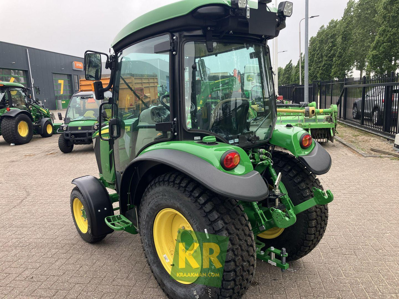 John Deere 3039R - Minitraktor: bilde 4 John Deere 3039R - Minitraktor: bilde 4