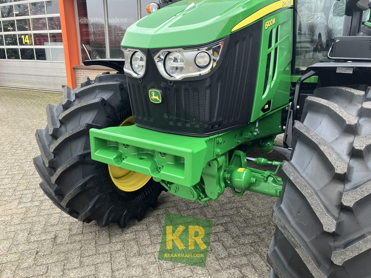 Ny Traktor John Deere 6100M: bilde 7
