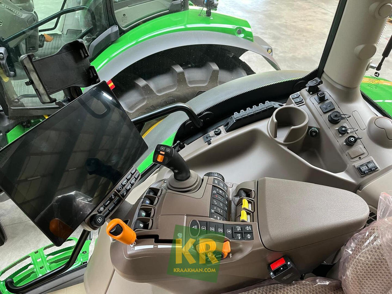 Ny Traktor John Deere 6R 155: bilde 9