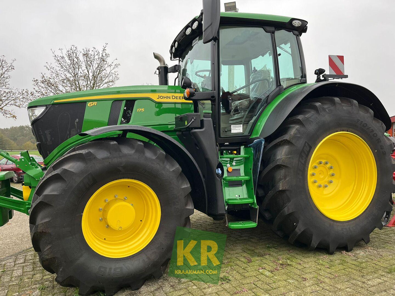 John Deere 6R 175 - Traktor: bilde 1 John Deere 6R 175 - Traktor: bilde 1